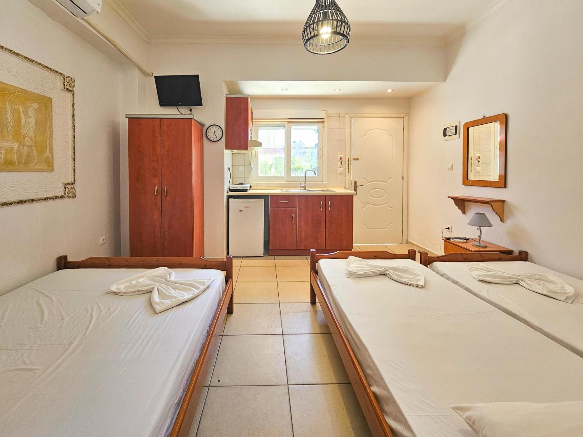 Hotel Exarhos ปาราเลียกาเตอรีนิส ภายนอก รูปภาพ